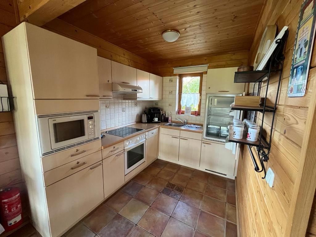 Js Feriendomizile Haus Sonnenschein Bettwaesche Handtuecher Inkl ฮาสเซลเฟลเดอ ภายนอก รูปภาพ